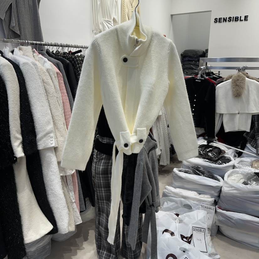 服裝服飾批發(fā) 行業(yè)現(xiàn)狀、機(jī)遇與挑戰(zhàn)