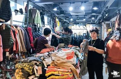凌晨四點(diǎn)，廣州白馬 淘寶服裝帝國(guó)的批發(fā)心臟